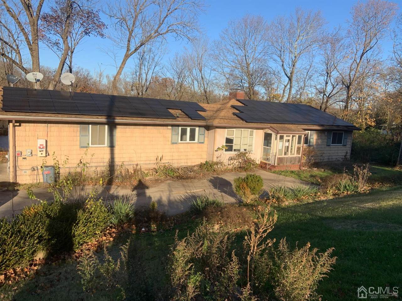 799 Easton Avenue - Photo 1