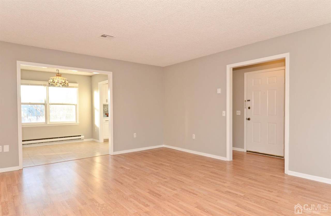 605 Winchester Lane - Photo 1