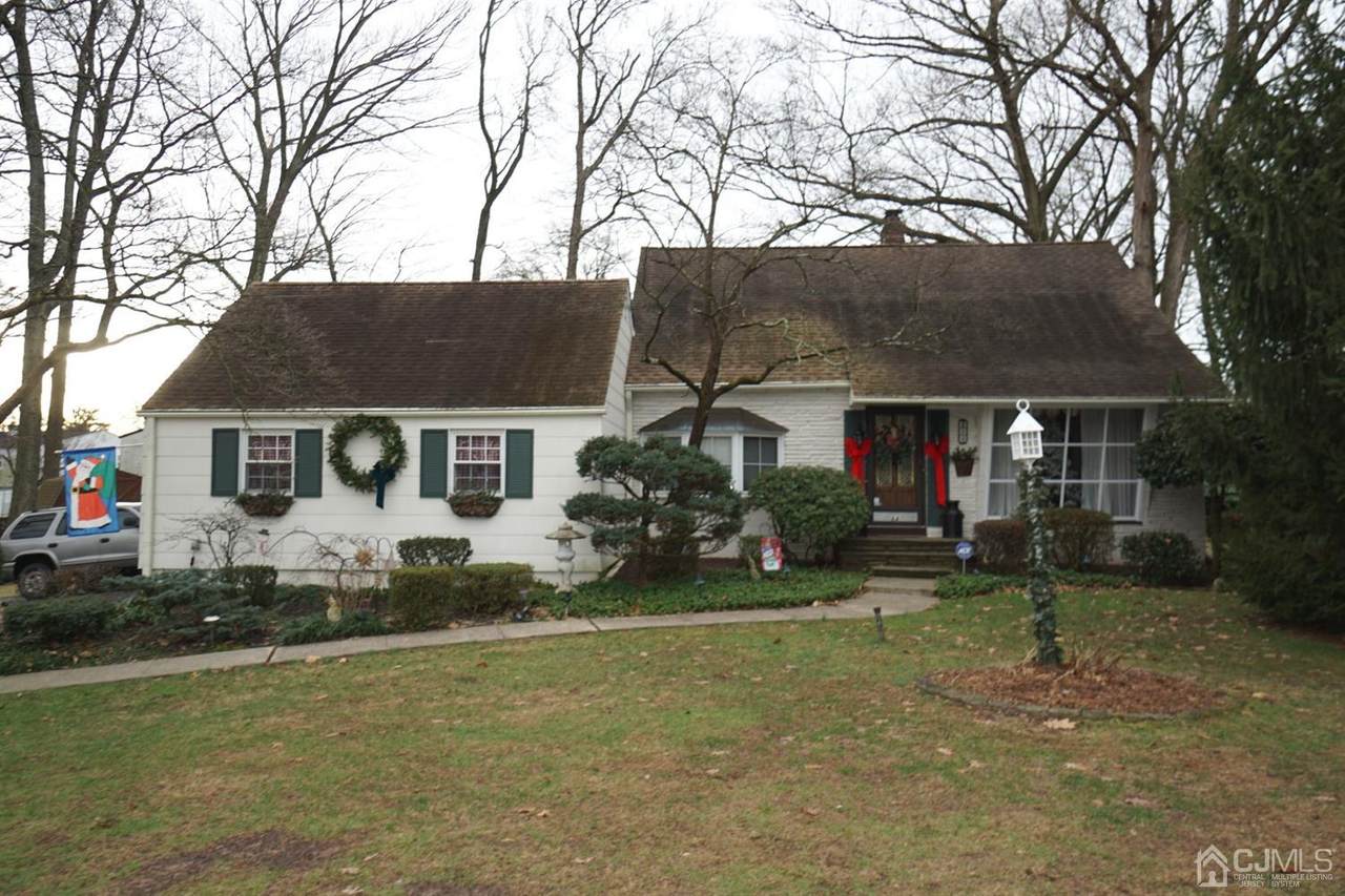 84 Heather Lane - Photo 1