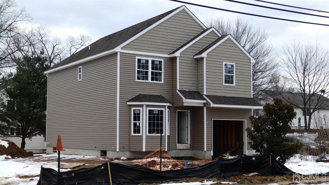 212 Ford Avenue - Photo 1