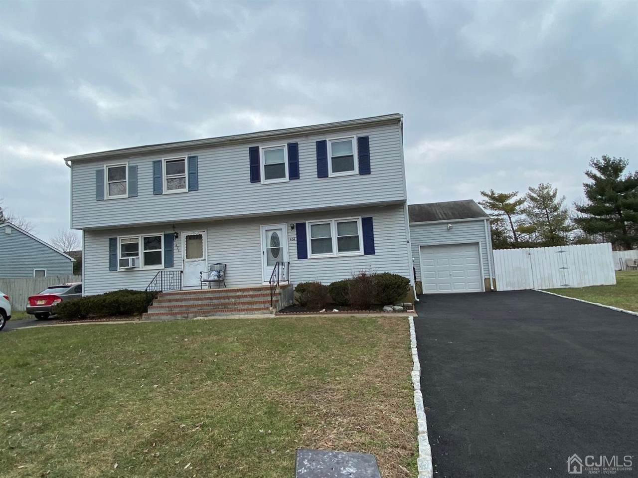 404 Frederick Avenue - Photo 1