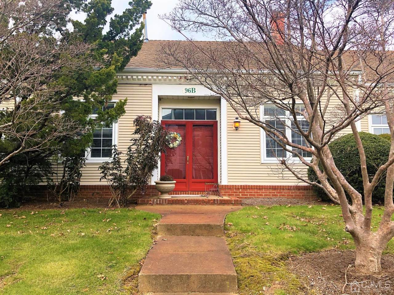 96 Winthrop Road - Photo 1