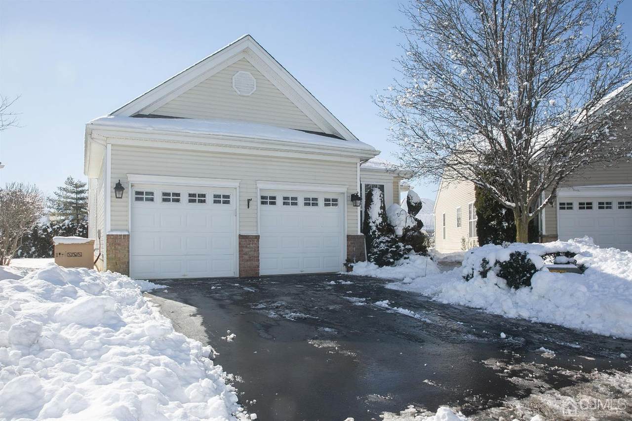 499 Hillrose Way - Photo 1