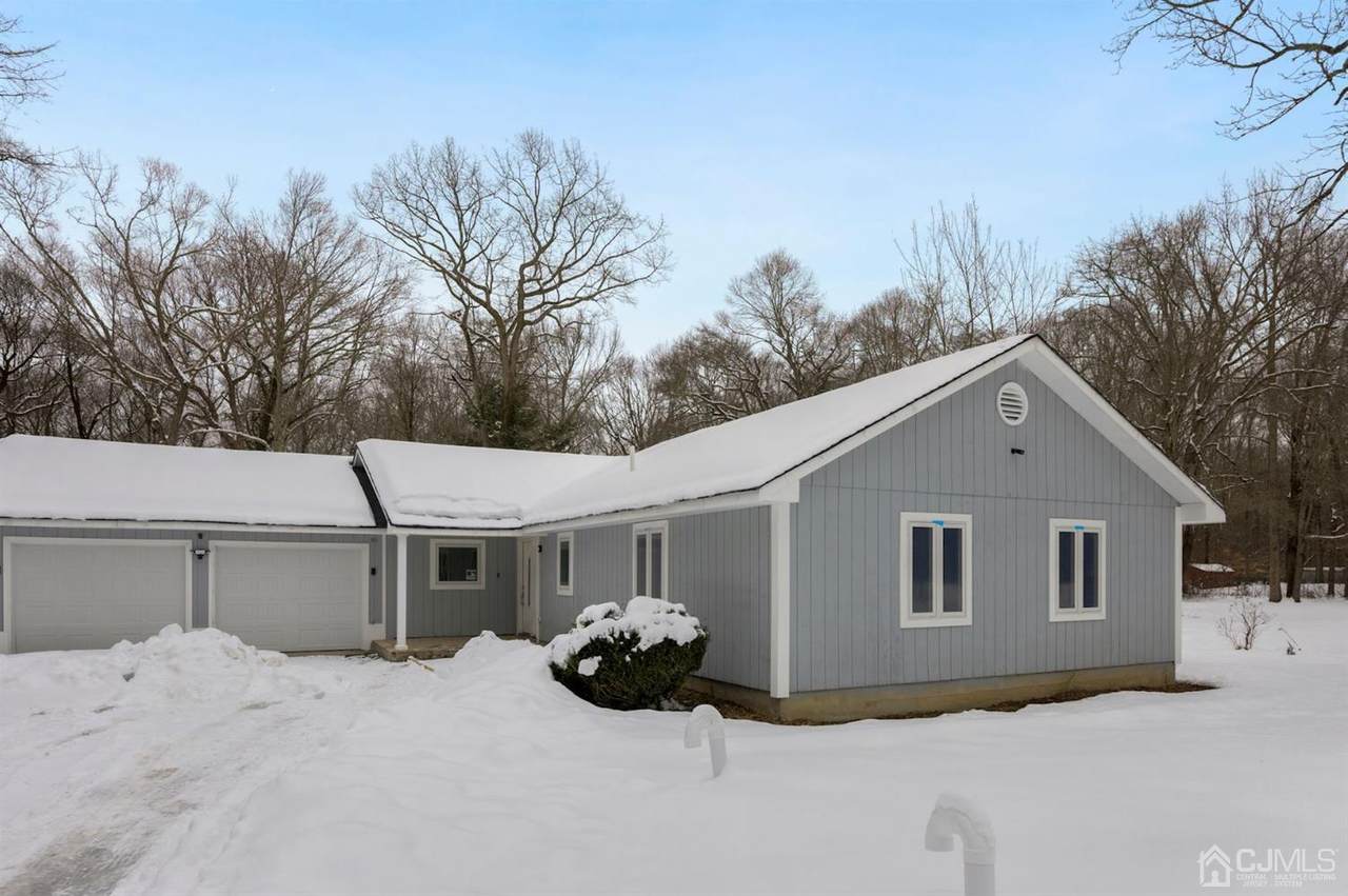 81 Fresh Ponds Road - Photo 1