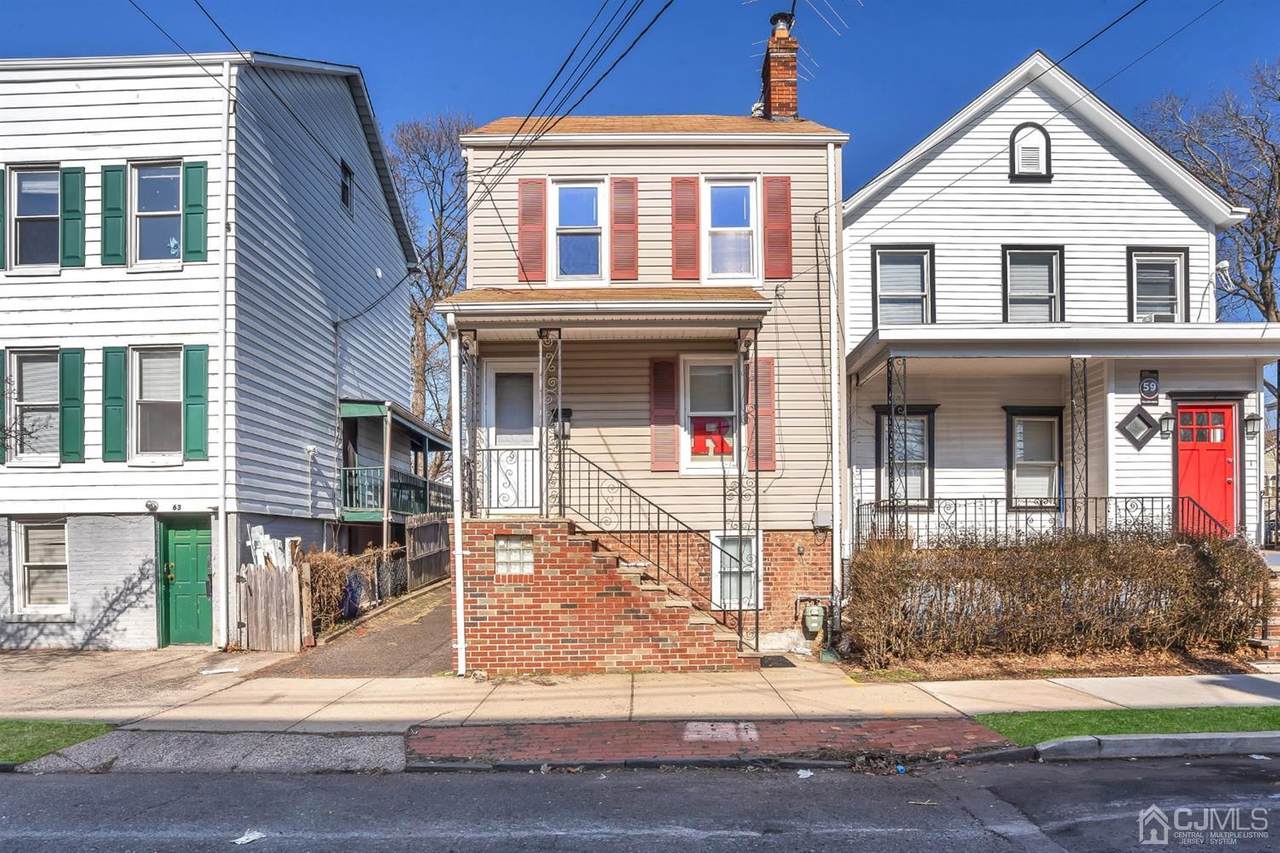61 Bartlett Street - Photo 1
