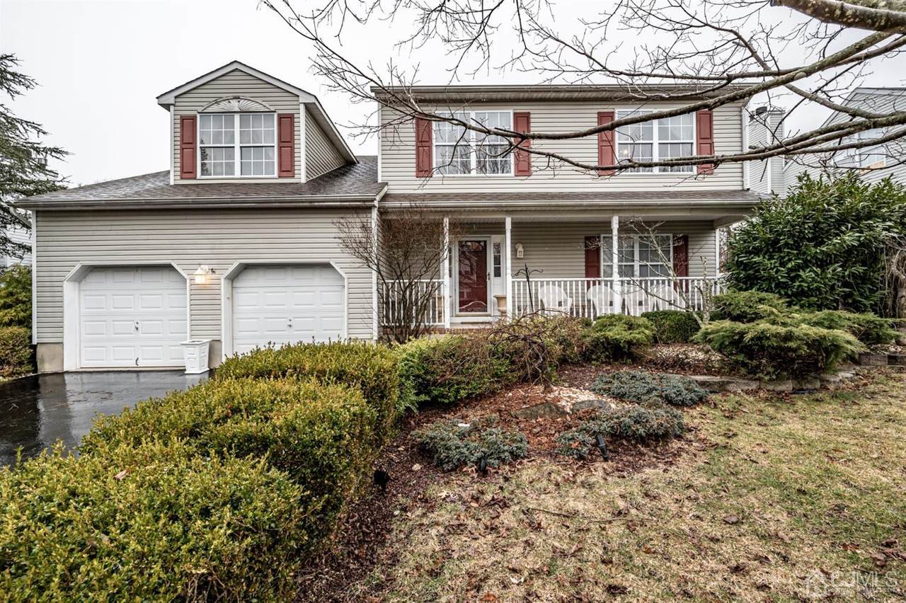 5 Clover Hill Drive - Photo 1
