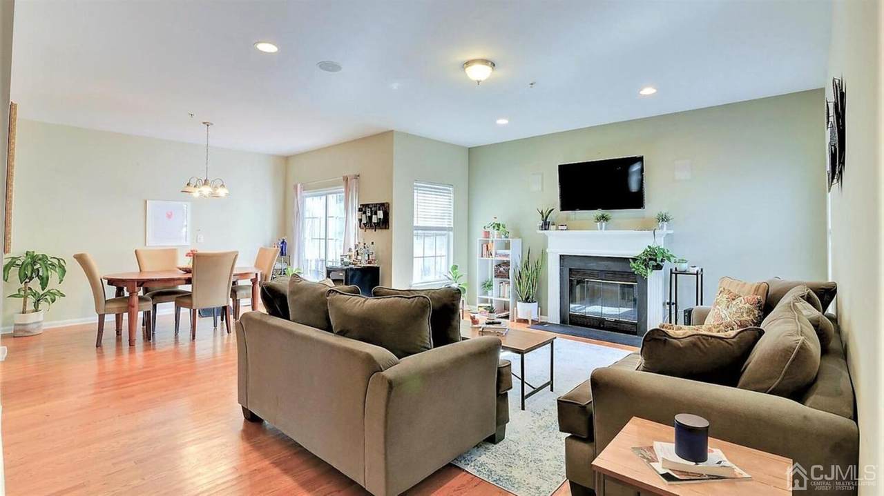264 Moonlight Drive - Photo 1