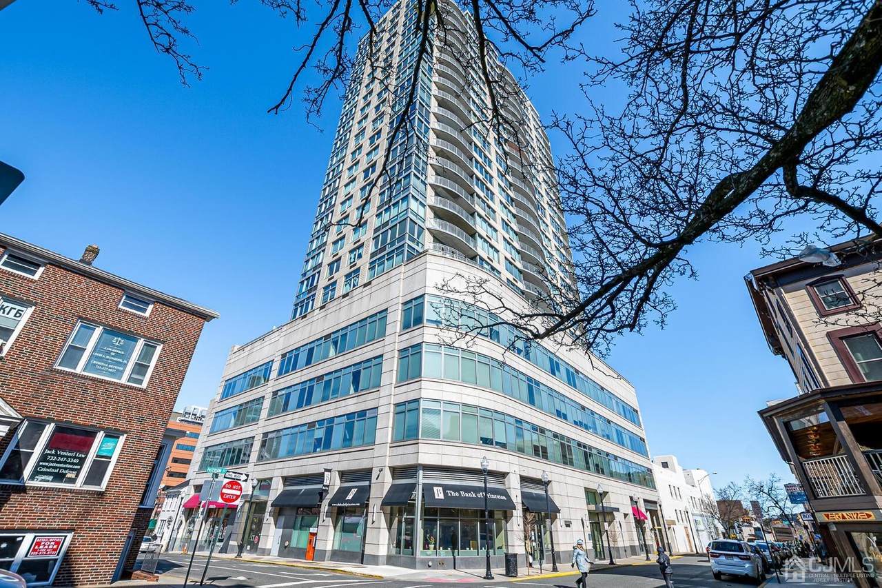 1 Spring Street - Photo 1