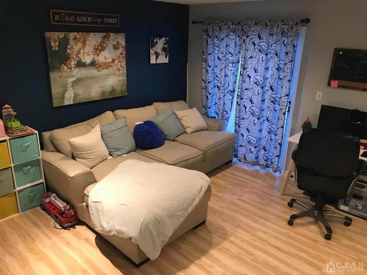 76 Brighton Way - Photo 1