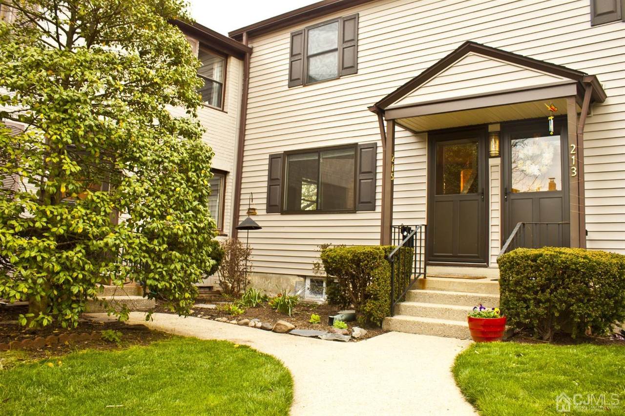 215 Rose Street - Photo 1