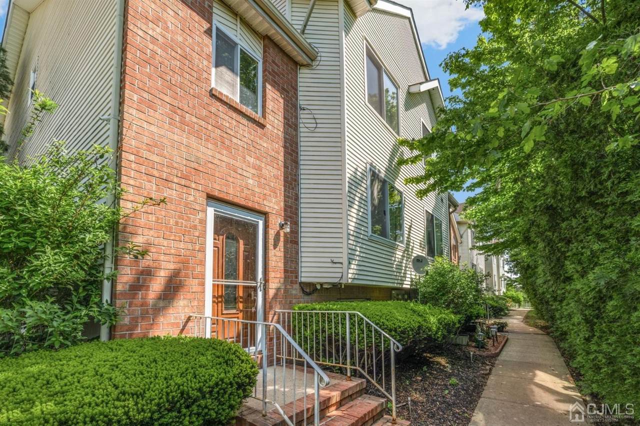 802 Holly Drive - Photo 1
