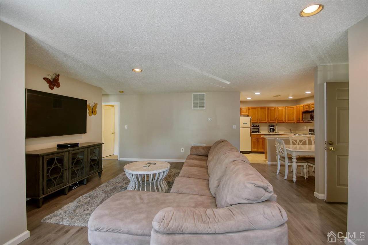 32 Wycoff Way - Photo 1