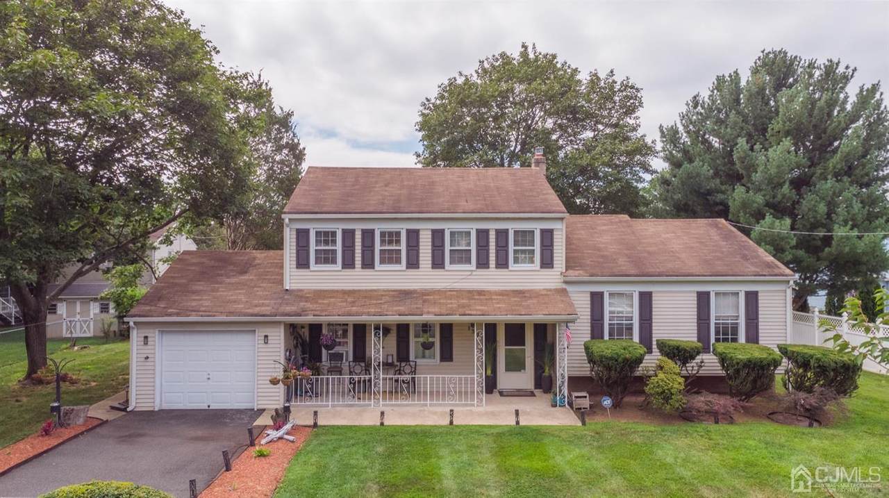 137 Hanson Avenue - Photo 1