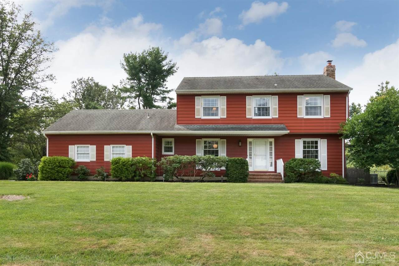 8 Monroe Court - Photo 1