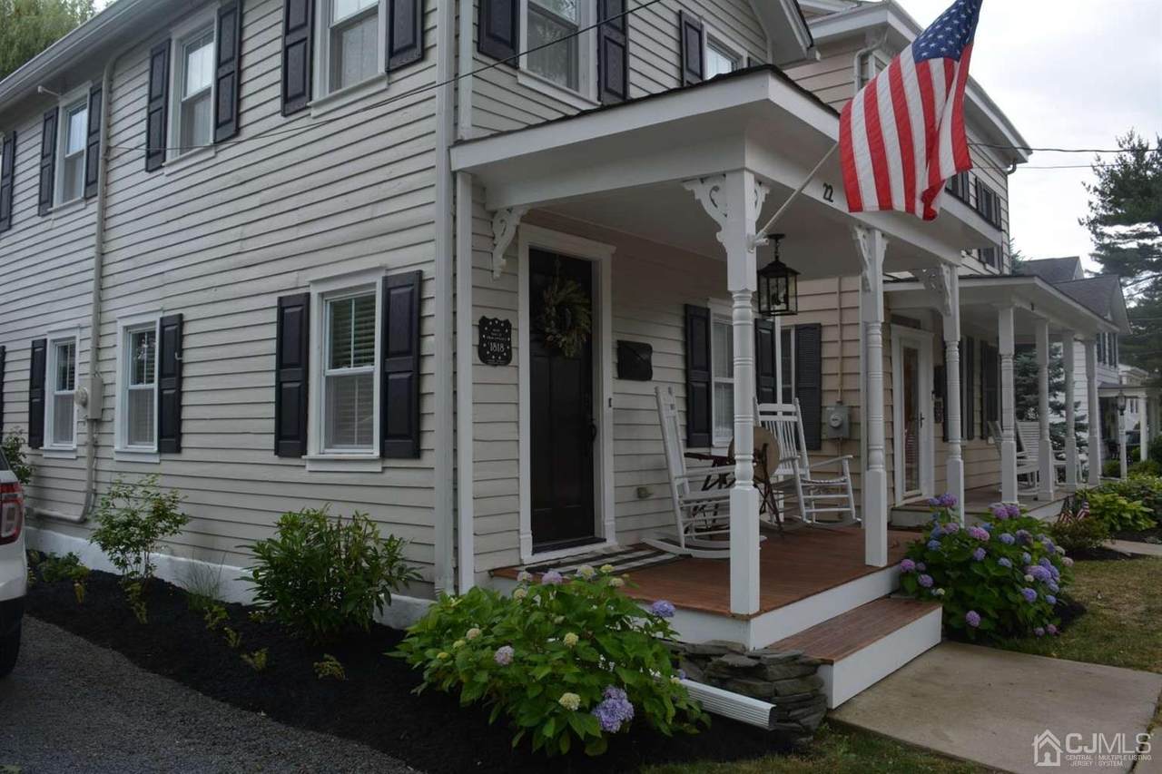 22 Maplewood Avenue - Photo 1