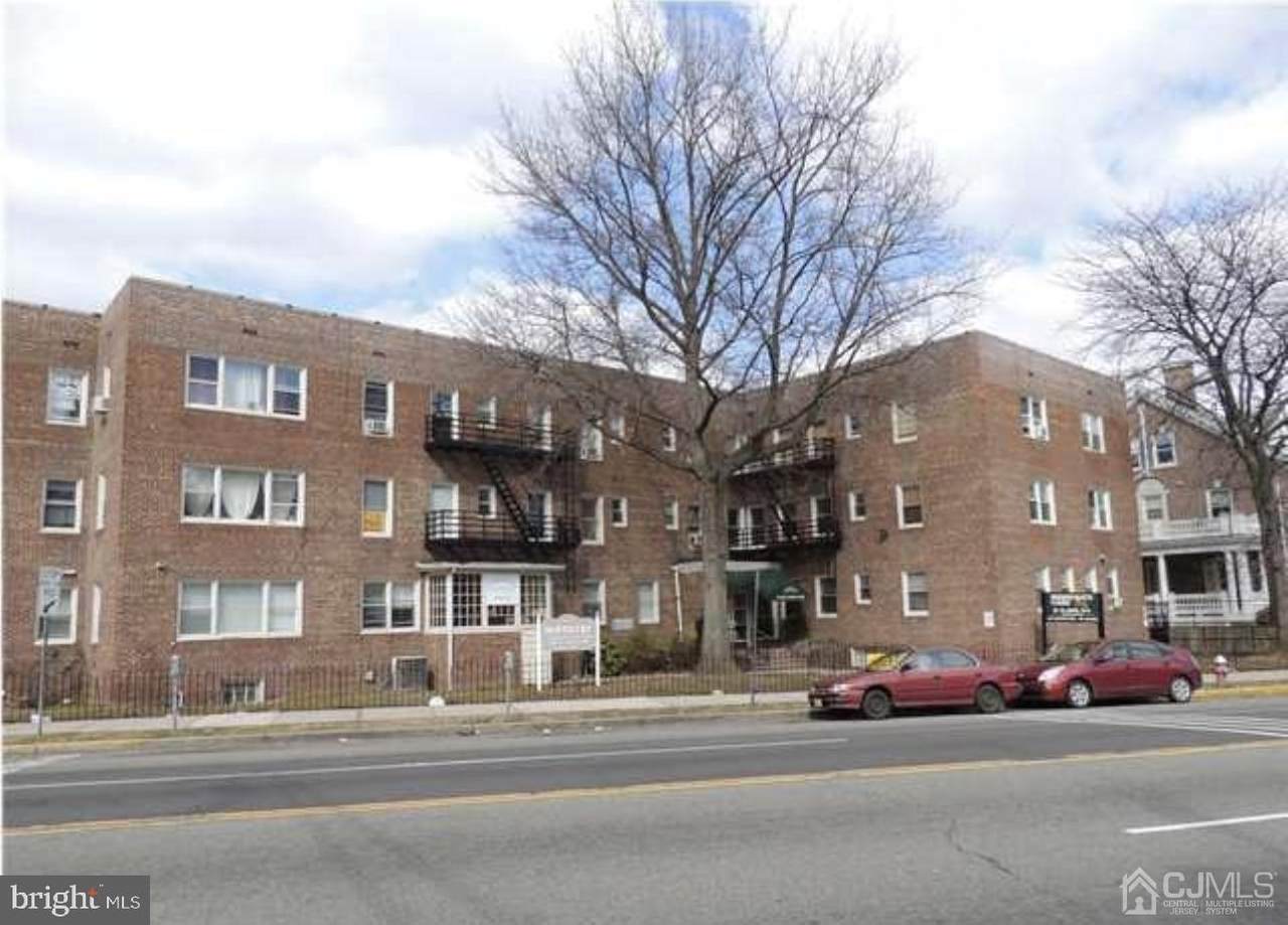2615 Kennedy Boulevard - Photo 1