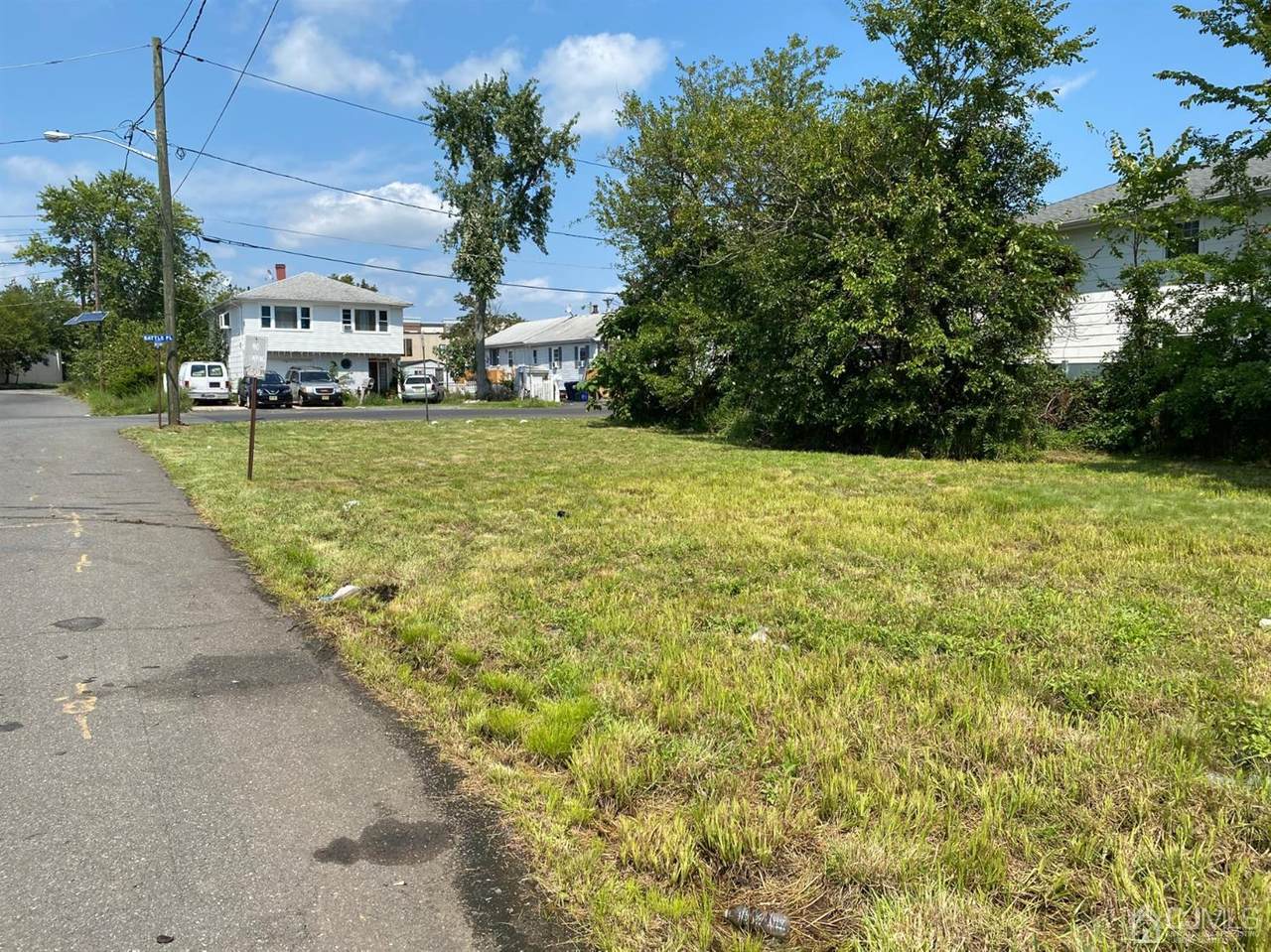76 Battle Place - Photo 1