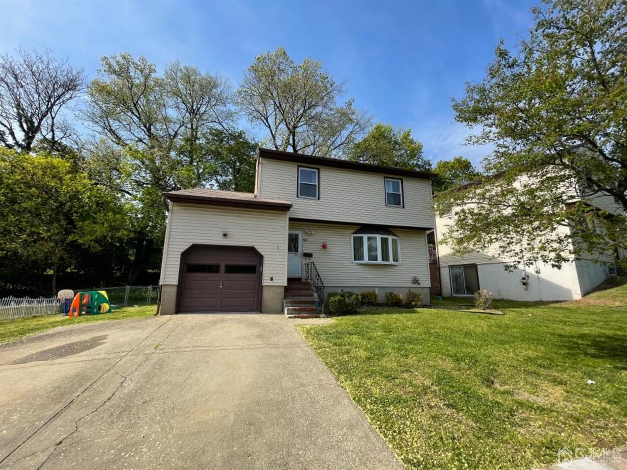 95 Montgomery Street - Photo 1