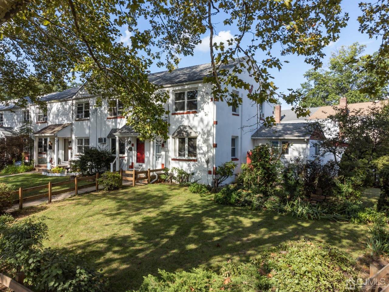 682 Main Street - Photo 1
