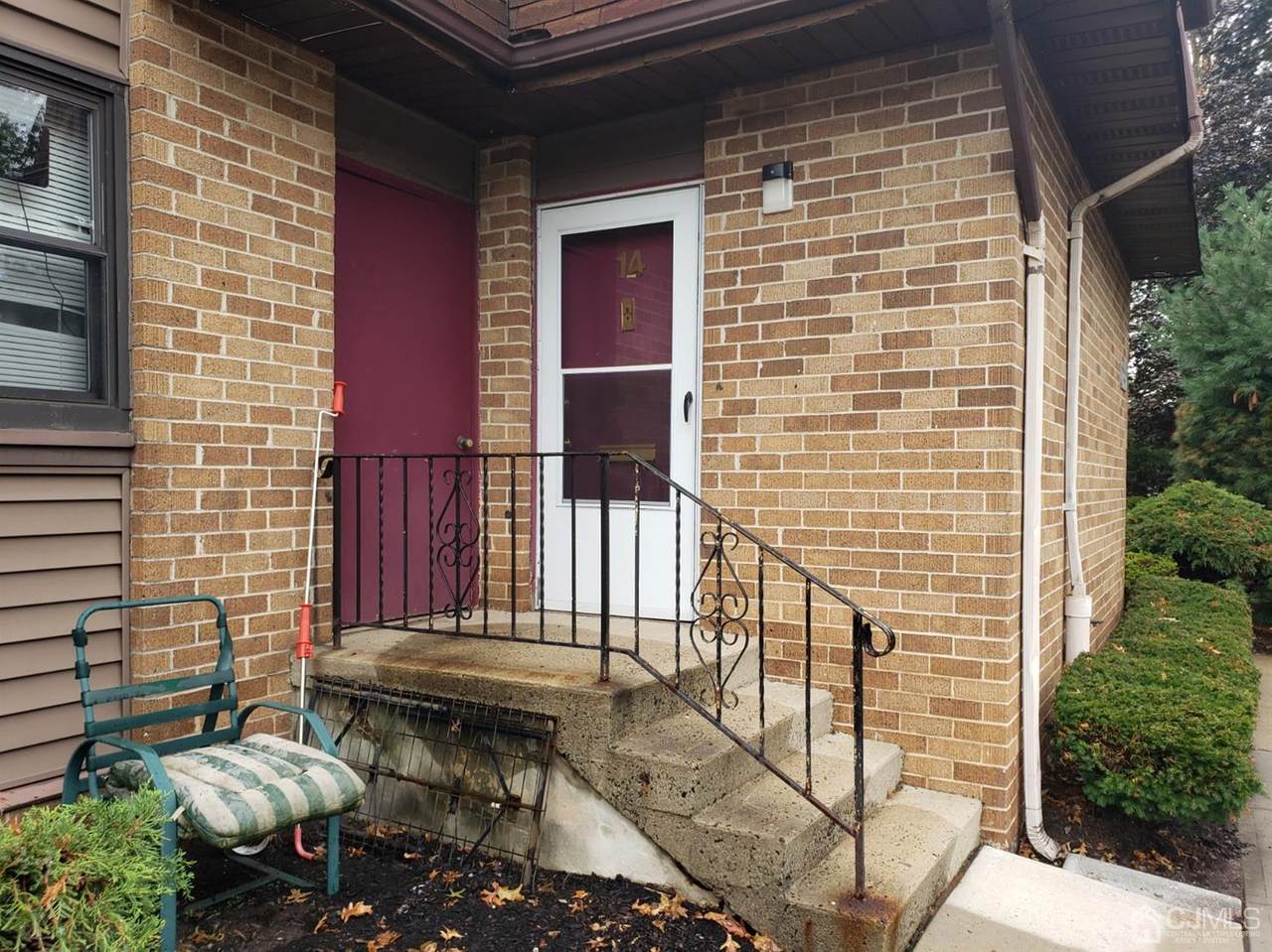 1133 Livingston Avenue - Photo 1