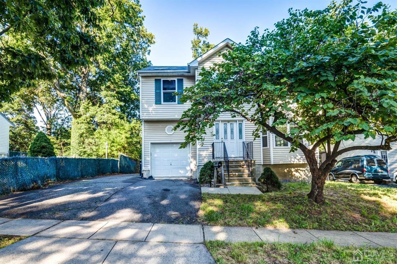231 9th Avenue - Photo 1