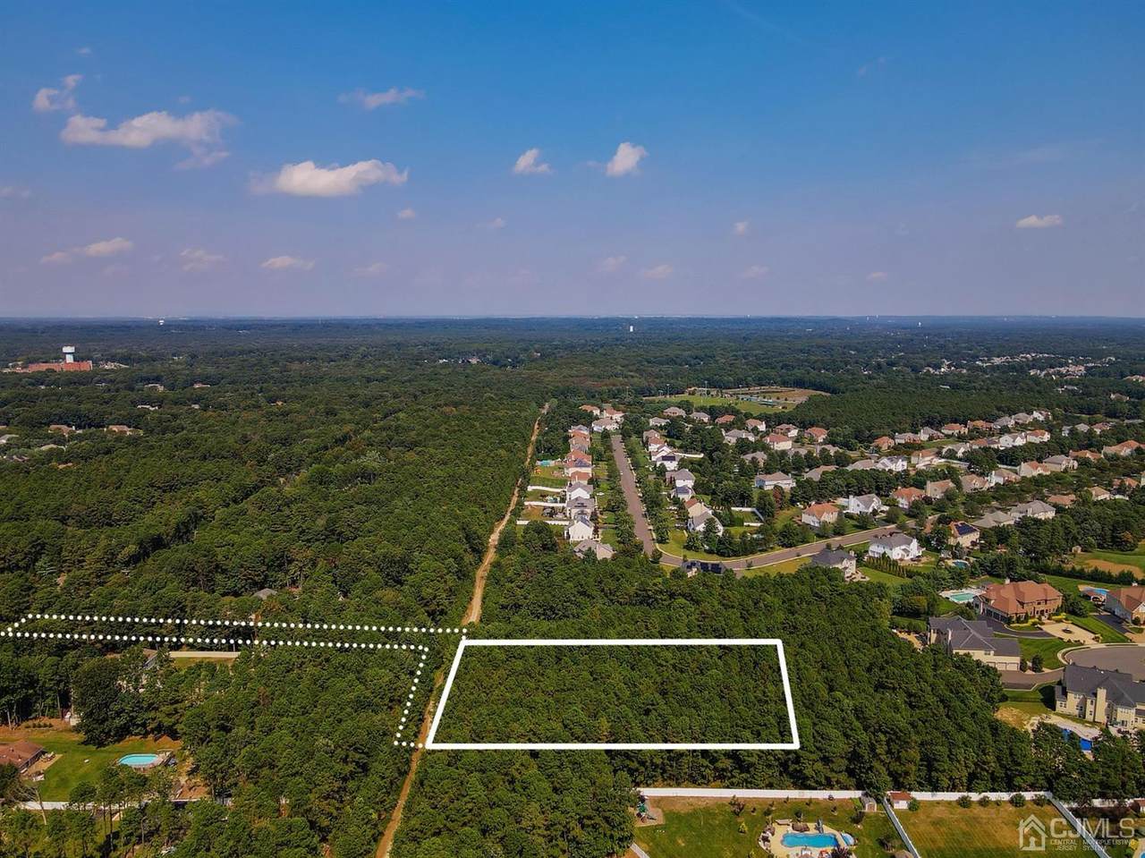 0 Garibaldi Avenue - Photo 1