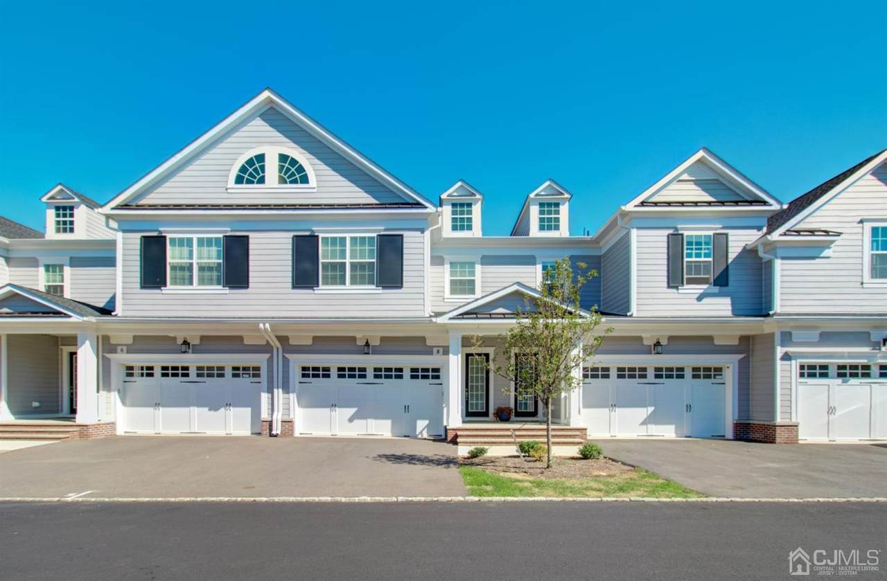 8 Lafayette Way - Photo 1
