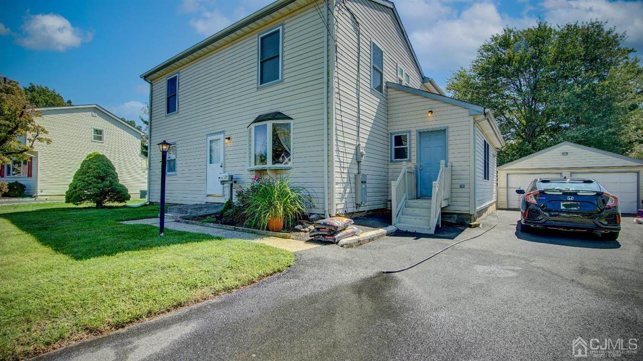 31 Mansfield Avenue - Photo 1