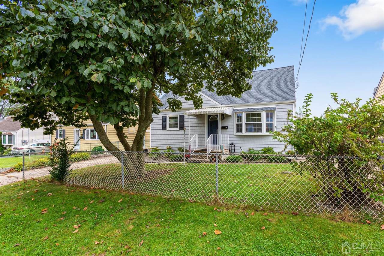 29 Buchanan Avenue - Photo 1
