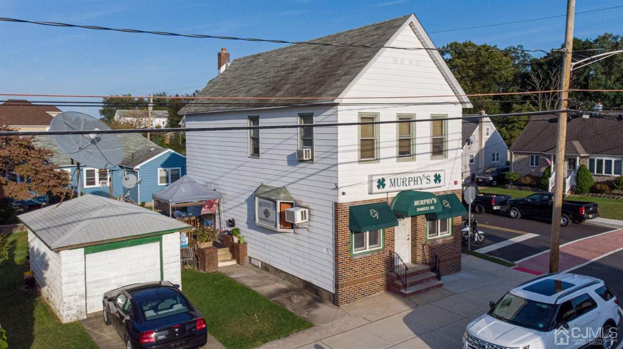 147 Pine Avenue - Photo 1