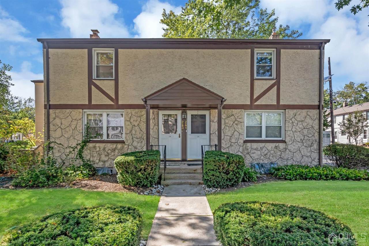 241 Rose Street - Photo 1