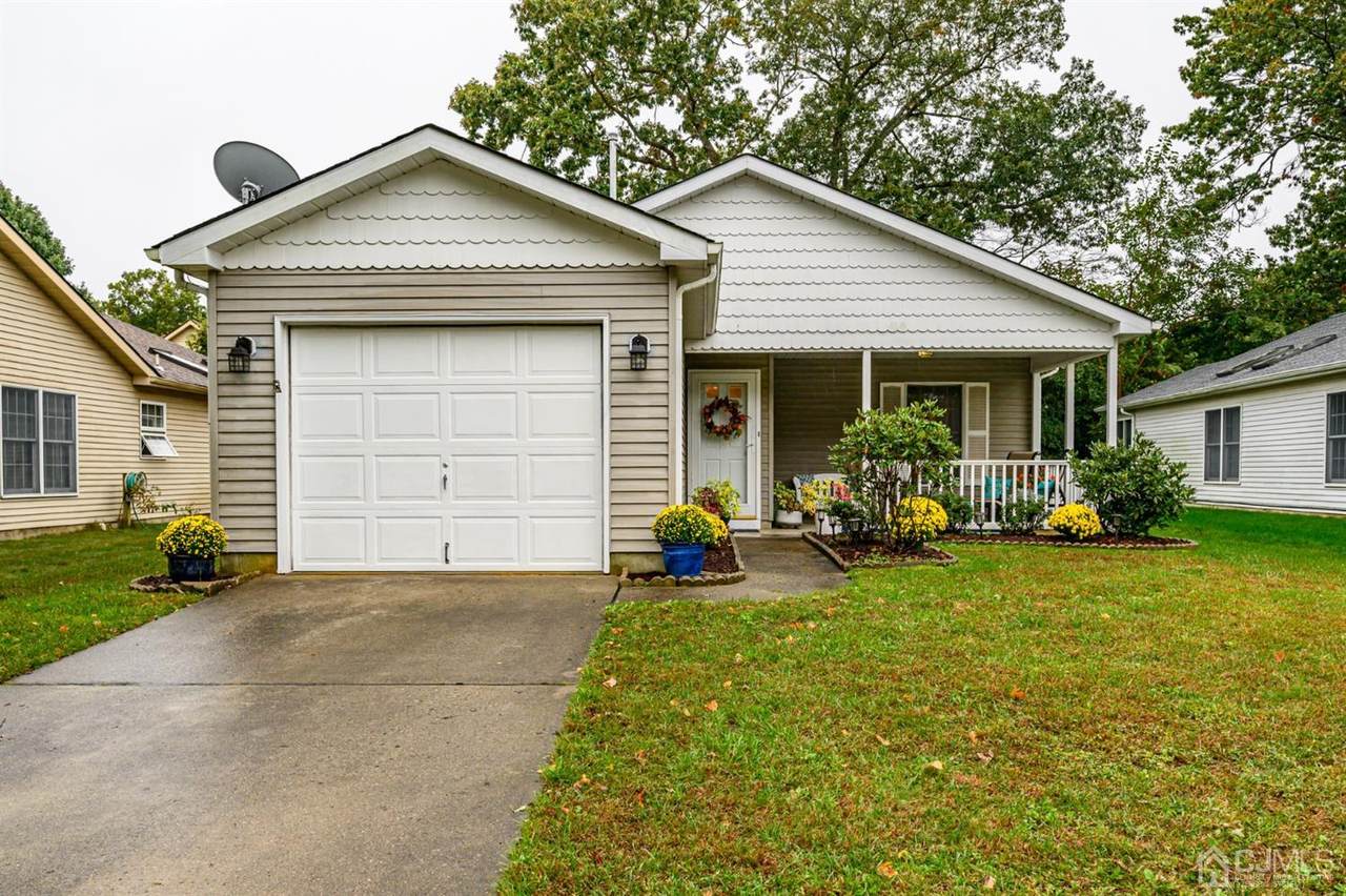 1573 Alpen Lane - Photo 1