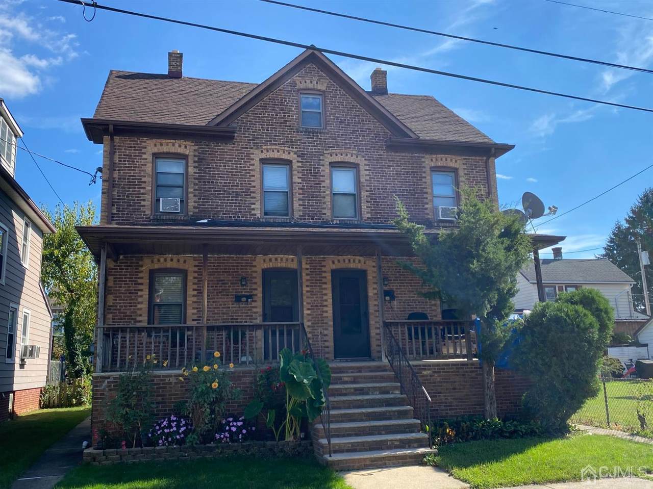 18 Yates Avenue - Photo 1
