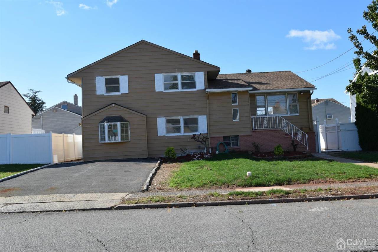 117 Poplar Street - Photo 1
