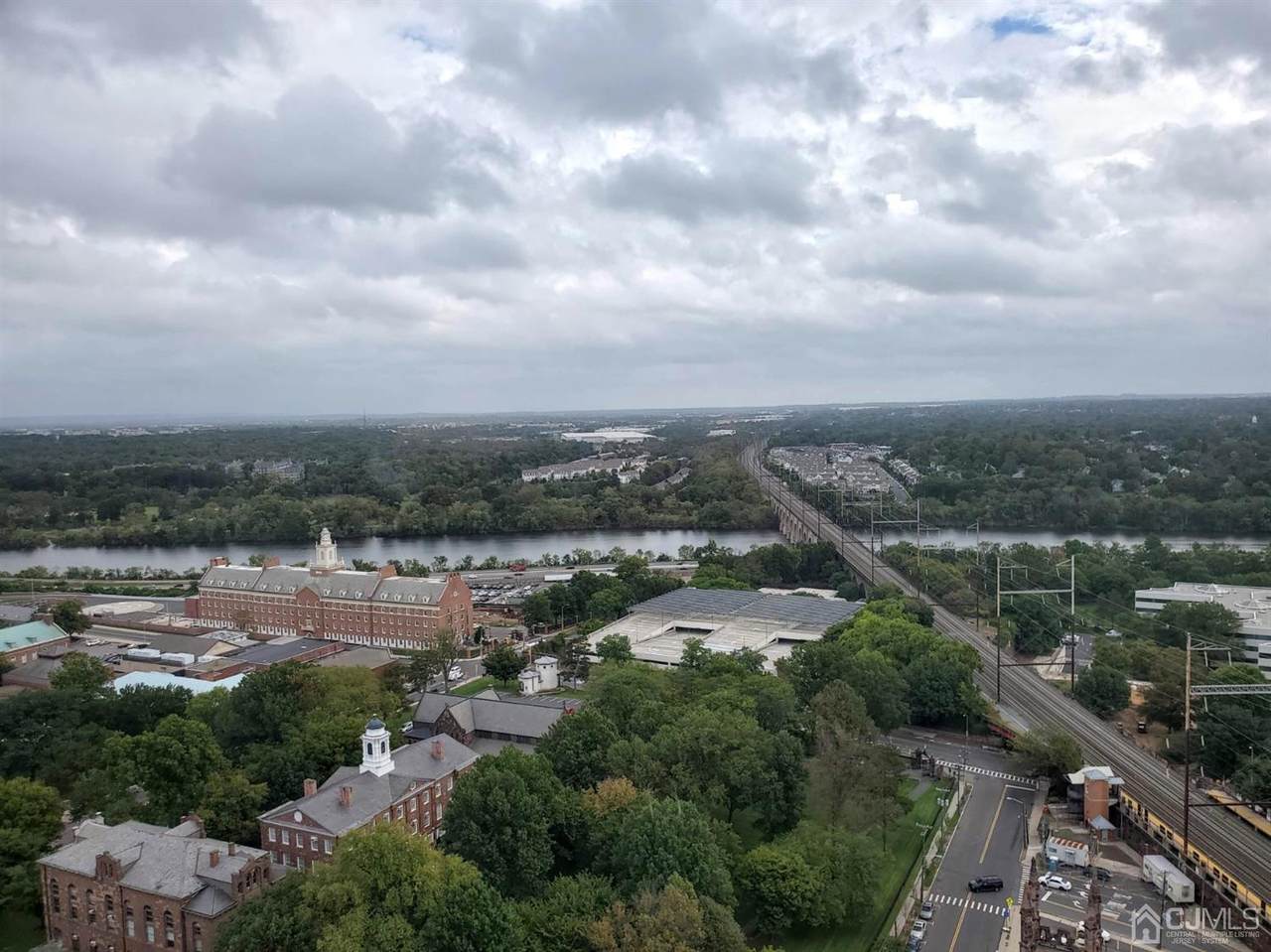 110 Somerset Street - Photo 1