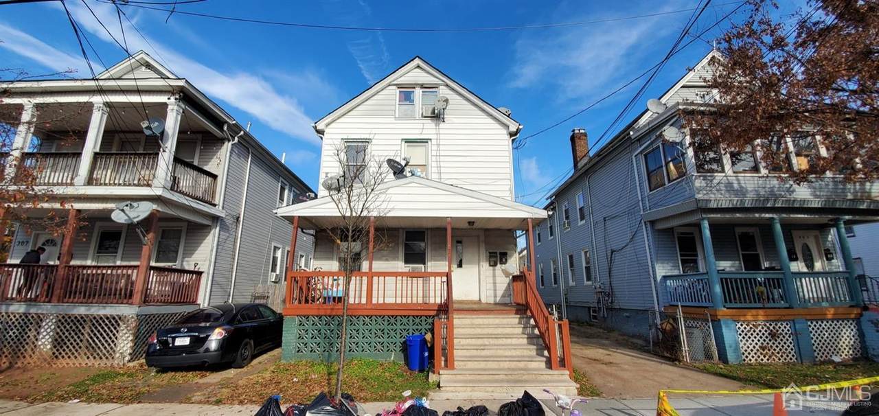 305 Powers Street - Photo 1
