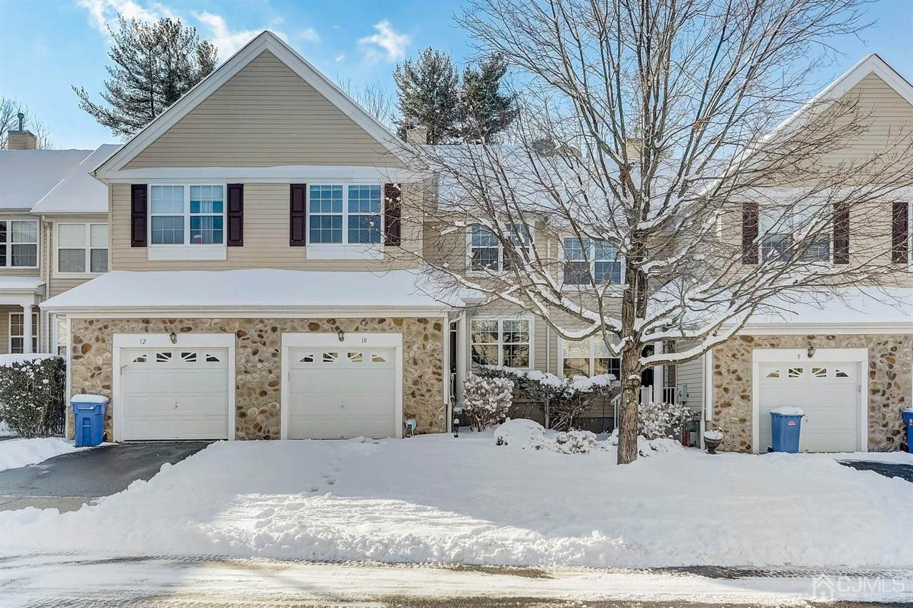 10 Scarlet Oak Drive - Photo 1