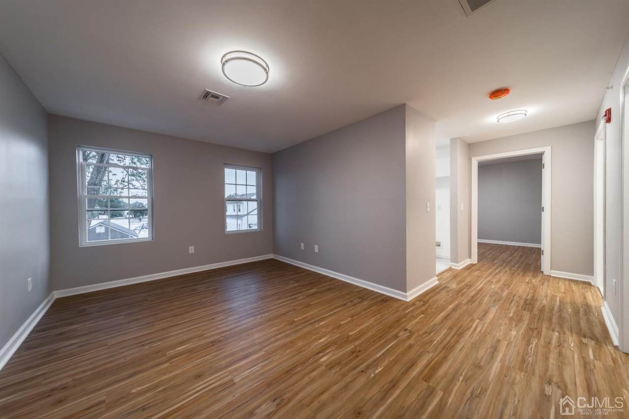 875 Port Reading Avenue - Photo 1
