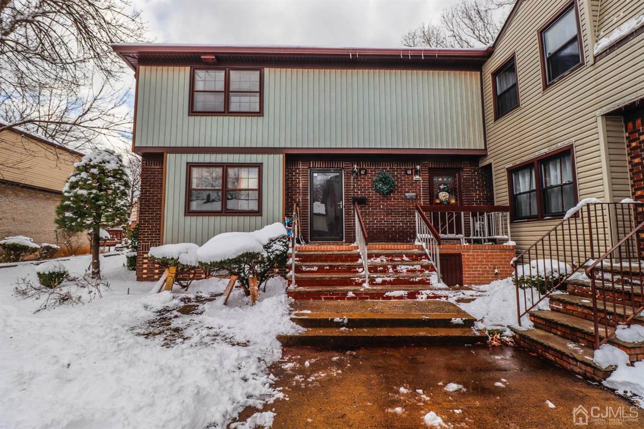 47 Highview Drive - Photo 1