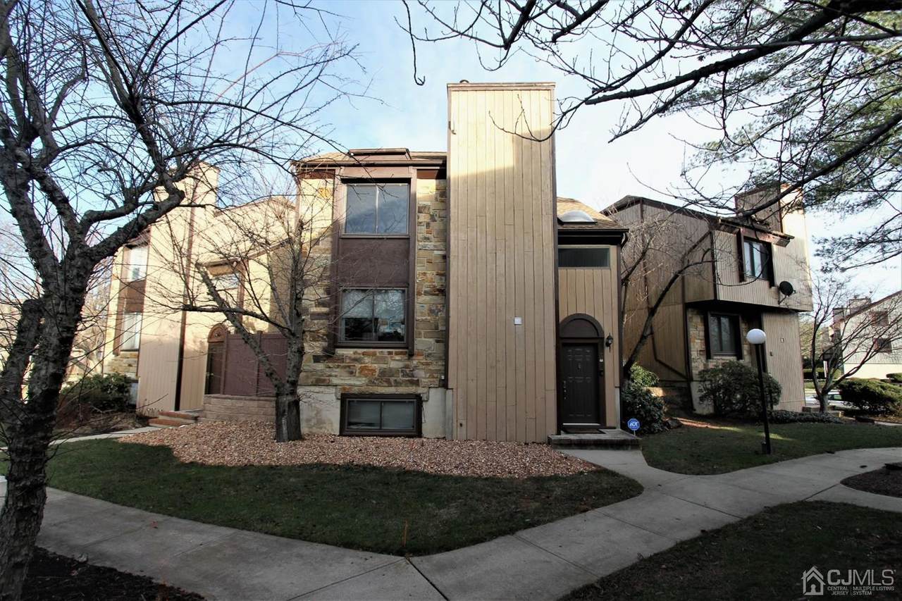 5 Emerald Lane - Photo 1