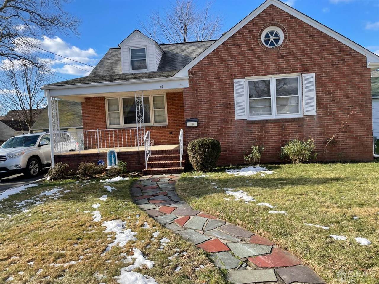 47 Bloomfield Avenue - Photo 1