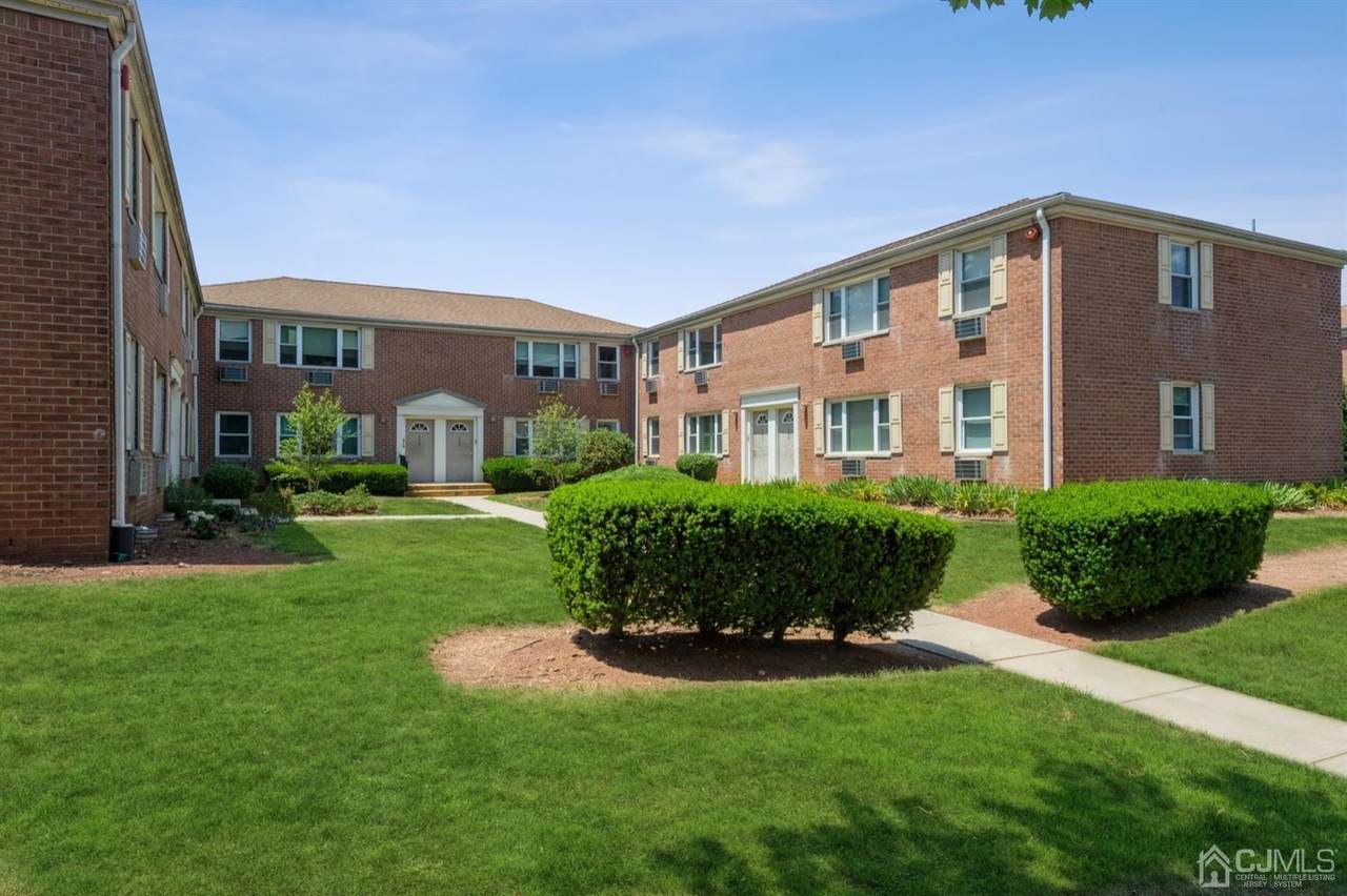 28 York Drive - Photo 1