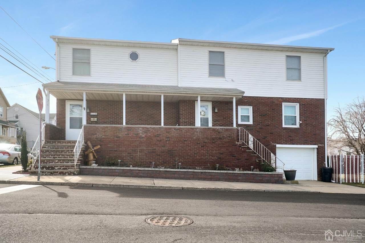 518 Center Street - Photo 1