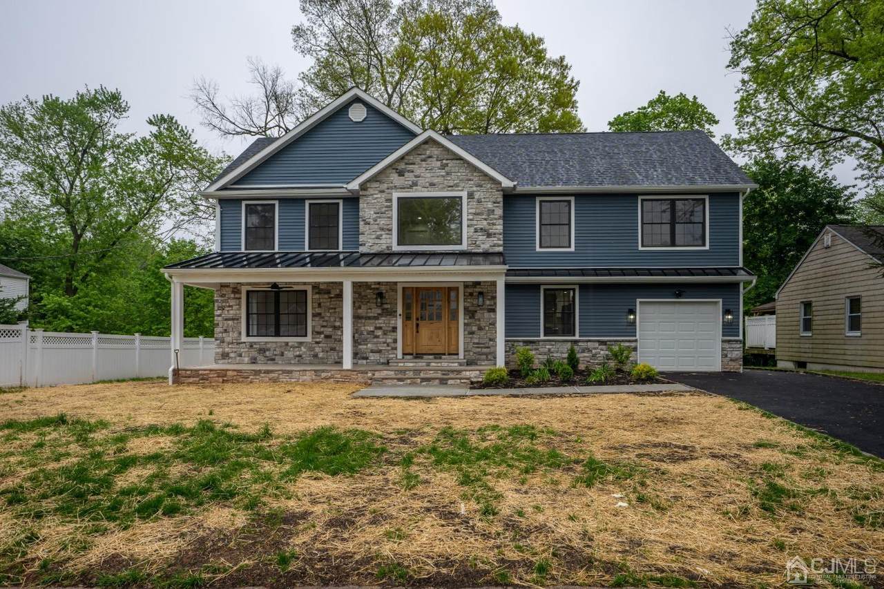 262 Woodruff Avenue - Photo 1