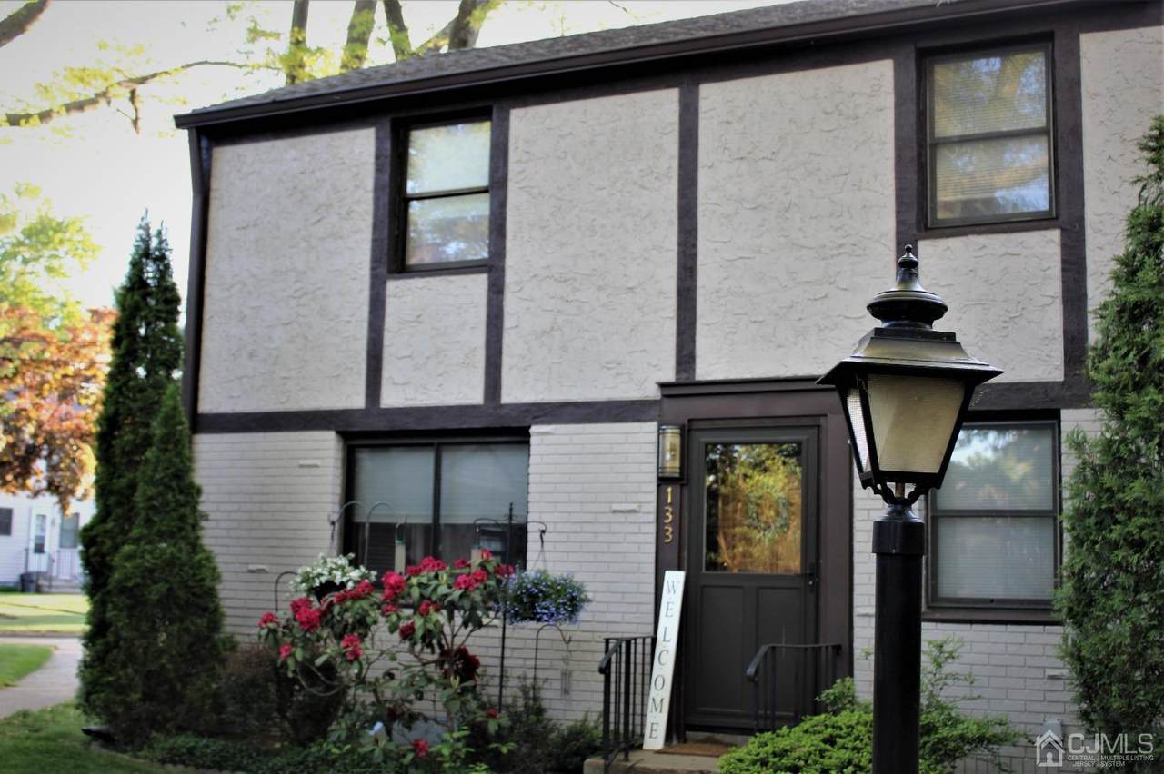 133 Newman Street - Photo 1
