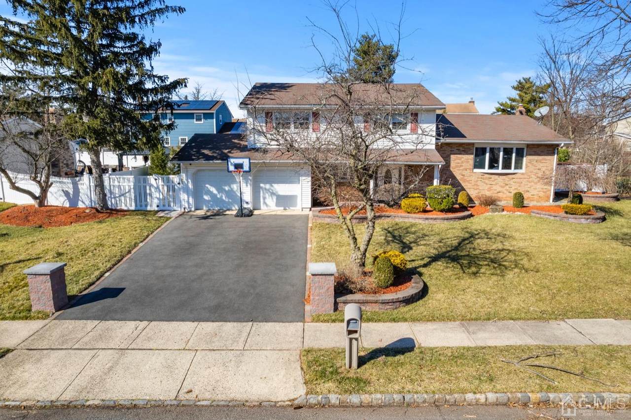 40 Fuller Avenue - Photo 1