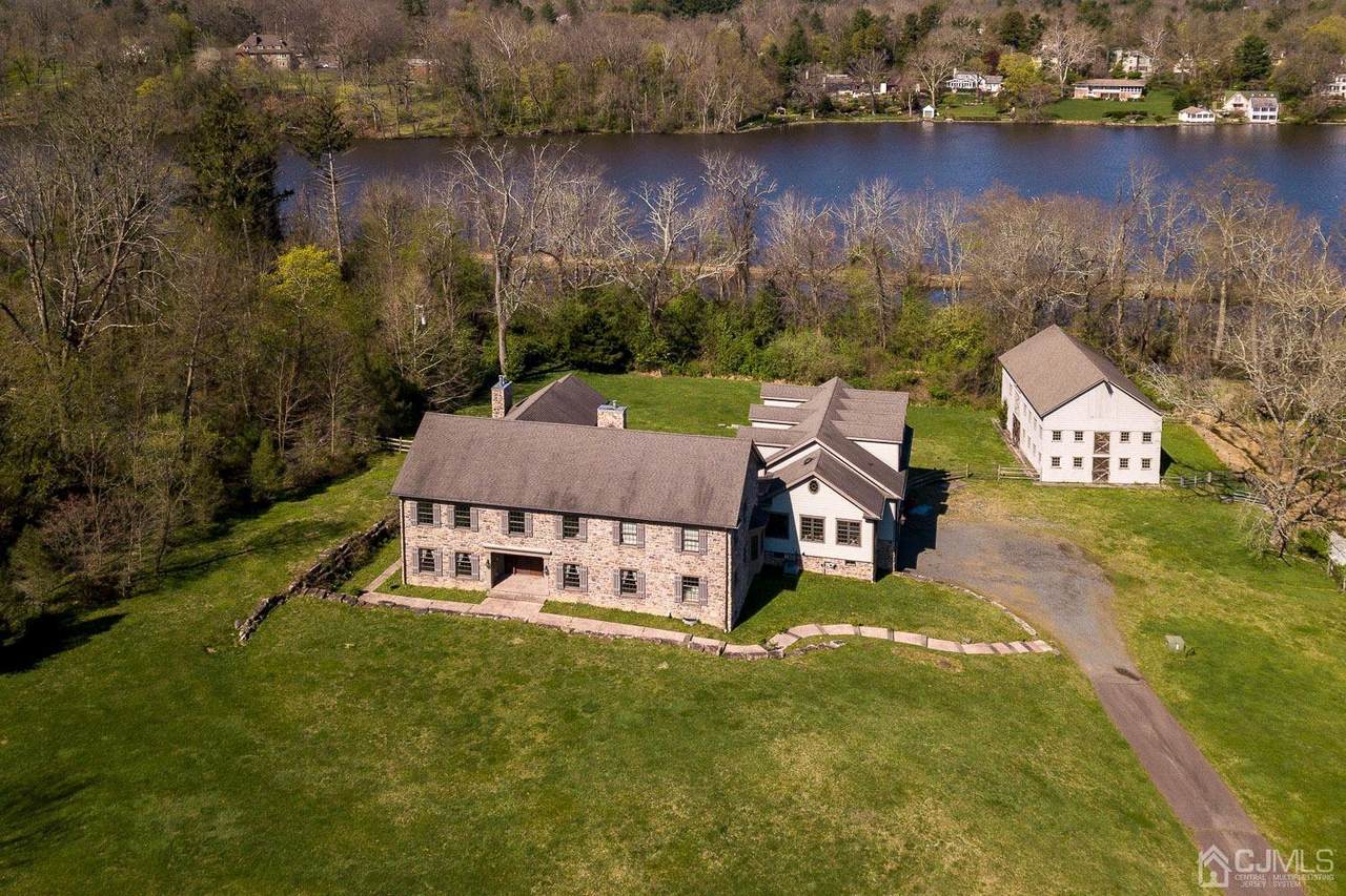 80 Mapleton Road Road - Photo 1