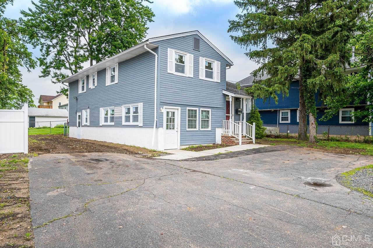 960 Green Street - Photo 1