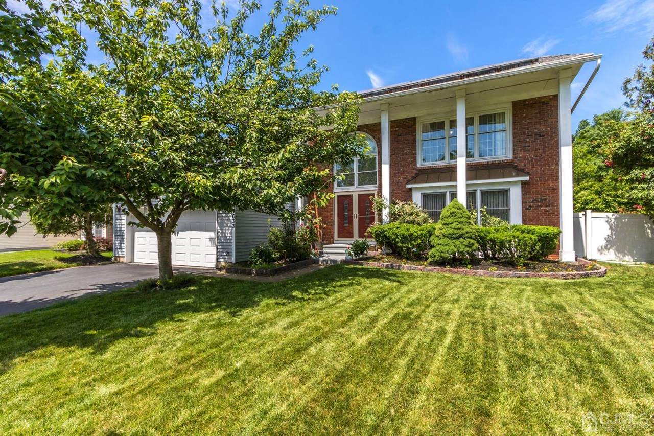 1633 Hudson Avenue - Photo 1