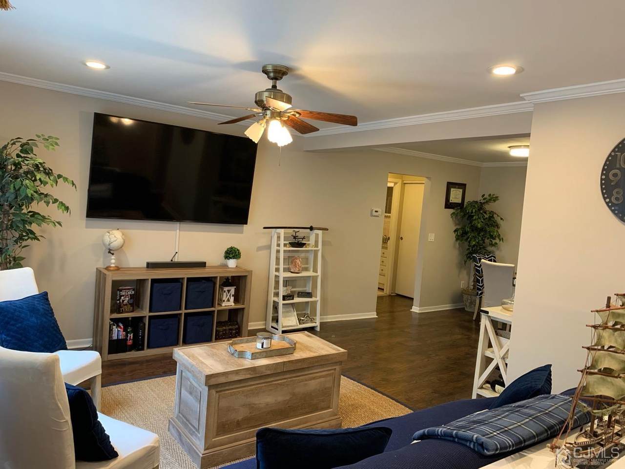 831 Cricket Lane - Photo 1